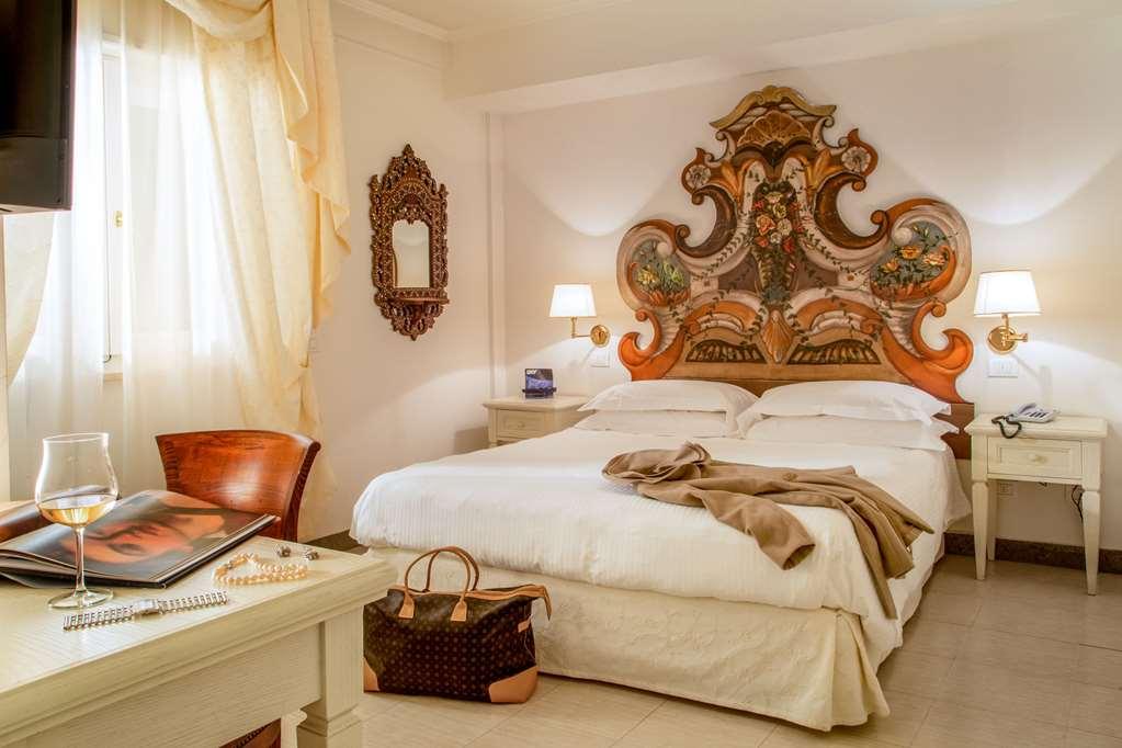 Arcom Palace Pomezia Rom bilde